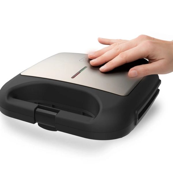 Black & Decker τοστιέρα inox BXSA752E